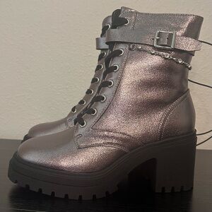 POP Women’s Yeardly Pewter Block Heel Boots NWT Size 8